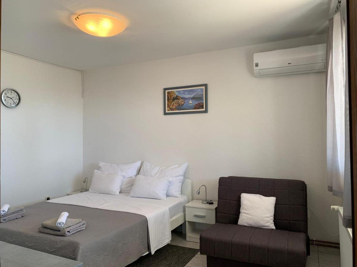 Maestral Suites Sibenik Exterior photo